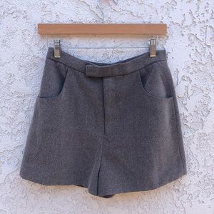 trendy brown office-like shorts